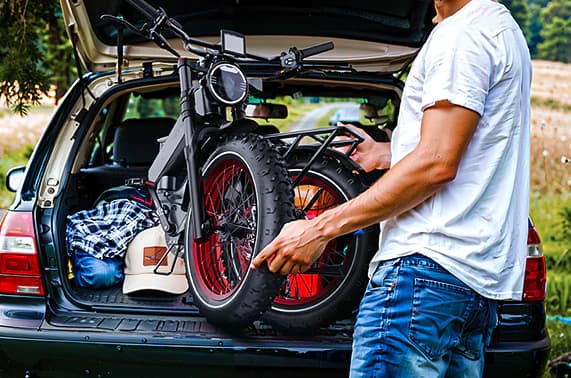 Folding E-Bikes by Cybervelo